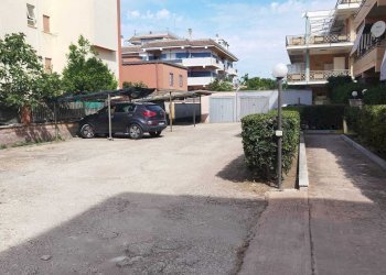 Posto auto - Two-room apartment Via Rumenia, Pomezia - photo 25