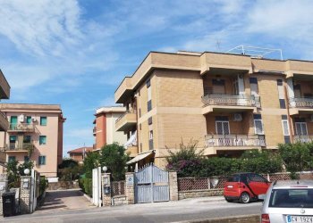 Palazzina - Two-room apartment Via Rumenia, Pomezia - photo 27