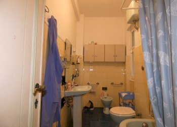 bagno - Apartment Via Giuseppe de Paoli, Genova (neighborhood San Fruttuoso) - photo 13