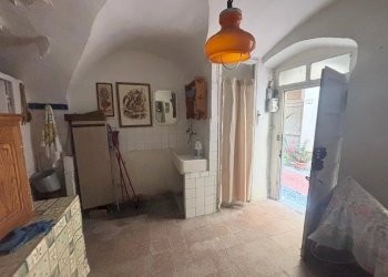 Appartamento Vico Sotto Forni, Ventimiglia - foto 1