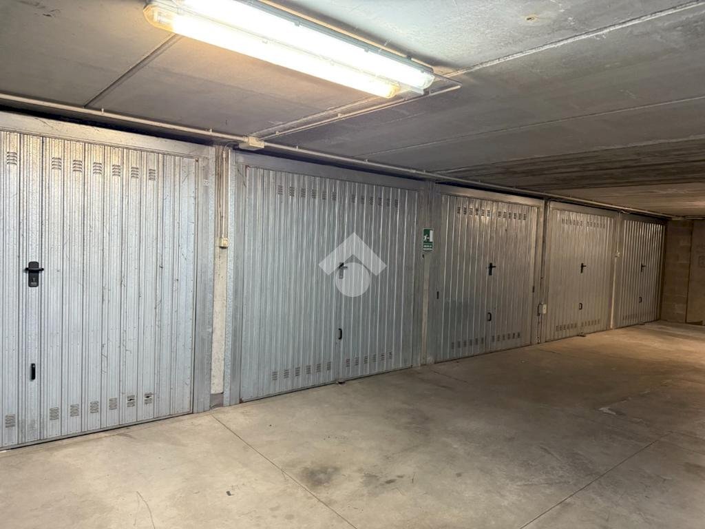 Box Piazza Nizza, Torino (zona San Salvario) - foto 1