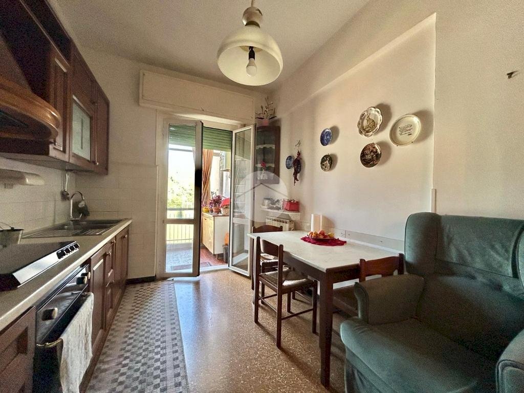 Trilocale Via Firenze, Savona - foto 3