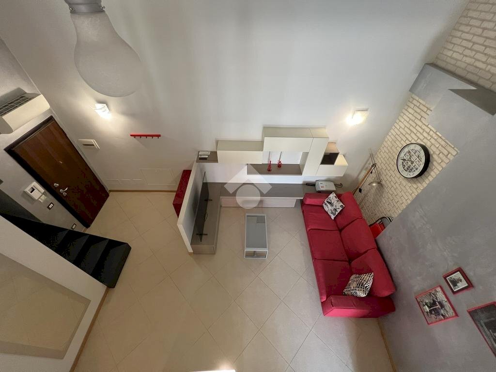 Four-room apartment Via Toti, Carugate - photo 1