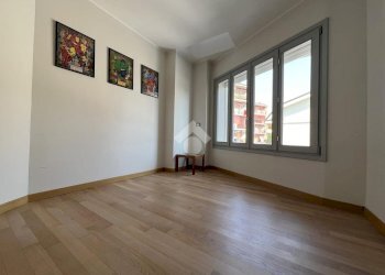 Four-room apartment Via Toti, Carugate - photo 36