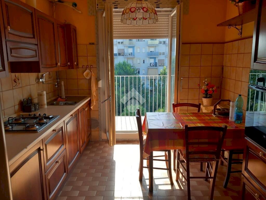 Two-room apartment Via dei Glicini, Rozzano - photo 1