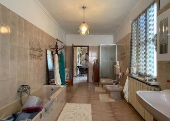 Appartamento Via Giuseppe Garibaldi, Santo Stefano Belbo - foto 7