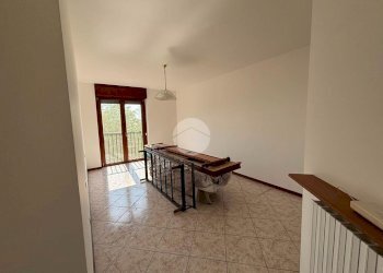 Three-room apartment Via Giuseppe Di Vittorio, Settimo Milanese - photo 10