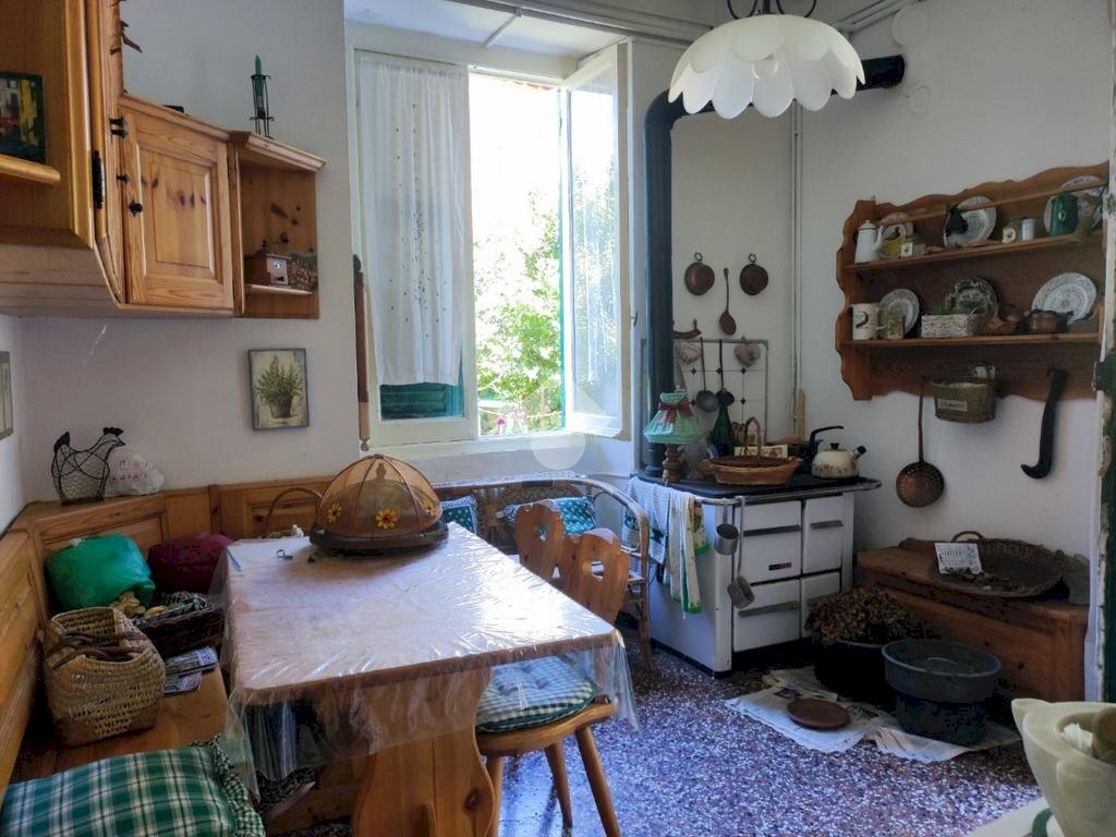 Appartamento Via IV Novembre, Torriglia - foto 1