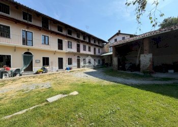 Semi-detached house Via pioglio, Roppolo - photo 1