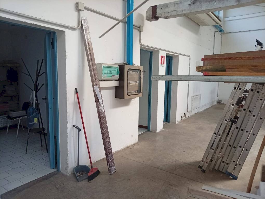 Interno non residenziale - Shed via Bologna, Novi di Modena - photo 3