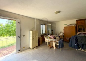 Camera da letto - Quadrilocale via Collina, 1987, Poggio Torriana - foto 11