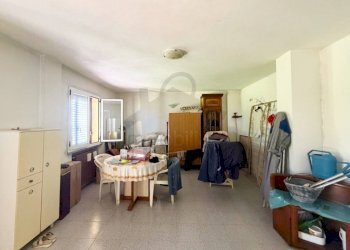 Camera da letto - Quadrilocale via Collina, 1987, Poggio Torriana - foto 13
