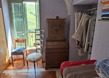 Camera da letto - Four-room apartment via Roma, 7, Apricale - photo 23