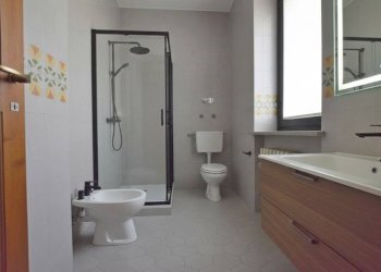 Bagno - Villa via Nino Carboneri, 2, Mondovì - foto 35