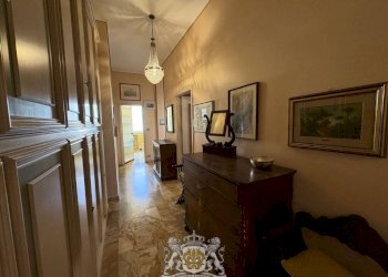 Corridoio - Appartamento corso Nizza, 80, Cuneo (zona Donatello) - foto 16