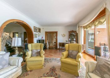 Salone - Villa via dei Girasoli, 56, hamlet Lido Dei Pini, Anzio - photo 6