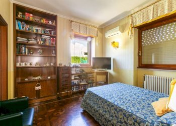 Camera da letto - Villa via dei Girasoli, 56, hamlet Lido Dei Pini, Anzio - photo 10