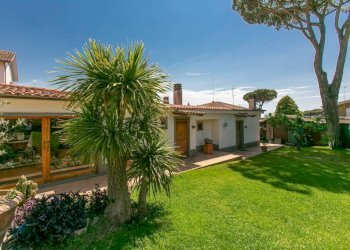 Giardino - Villa via dei Girasoli, 56, hamlet Lido Dei Pini, Anzio - photo 32