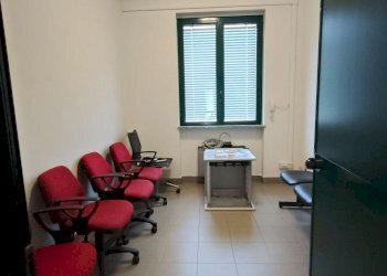 sala d\'attesa - Study via Da Monte, 2, Crema - photo 9