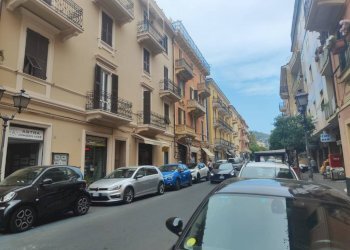 Zona - Negozio corso Dante Alighieri, Alassio - foto 5