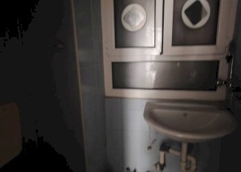 Bagno - Negozio corso Dante Alighieri, Alassio - foto 13