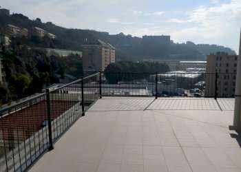 Terrazzo - Appartamento via Teglia, Genova (zona Bolzaneto) - foto 44