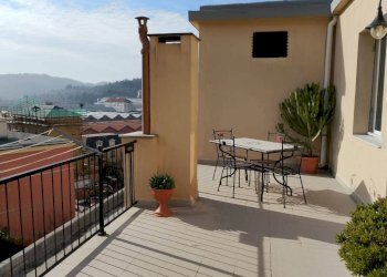 Terrazzo - Appartamento via Teglia, Genova (zona Bolzaneto) - foto 46