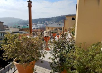 Terrazzo - Appartamento via Teglia, Genova (zona Bolzaneto) - foto 2