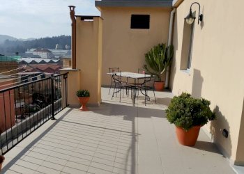 Terrazzo - Appartamento via Teglia, Genova (zona Bolzaneto) - foto 5