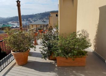 Terrazzo - Appartamento via Teglia, Genova (zona Bolzaneto) - foto 10