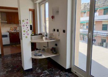 Cucina - Appartamento via Teglia, Genova (zona Bolzaneto) - foto 11