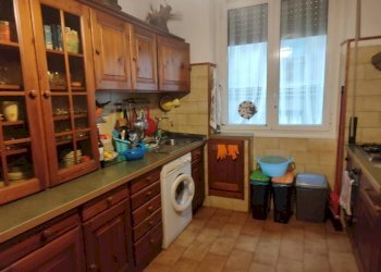 Cucina - Appartamento via Vincenzo Monti, Genova (zona Pegli) - foto 4
