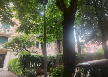 Cortile interno - Appartamento via Albaro, Genova (zona Albaro) - foto 6