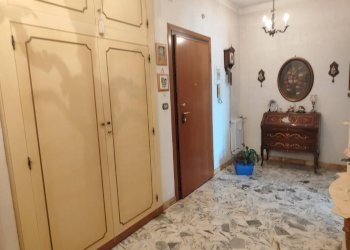 Ingresso - Trilocale salita Dante Conte, Genova (zona Sampierdarena) - foto 45