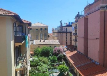 Vista - Trilocale piazza Tommaso e Elena Paccini, Alassio - foto 36