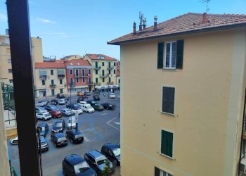 Vista - Trilocale piazza Tommaso e Elena Paccini, Alassio - foto 8