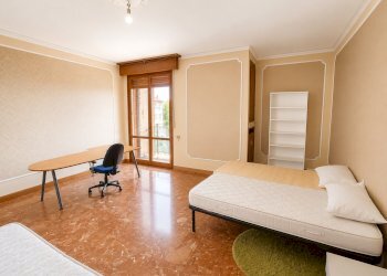 Apartment Viale Tassoni, Modena (neighborhood Centro Storico) - photo 8