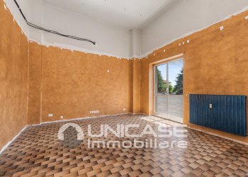 Negozio via Vittorio Emanuele II, 83/G, Bricherasio - foto 7