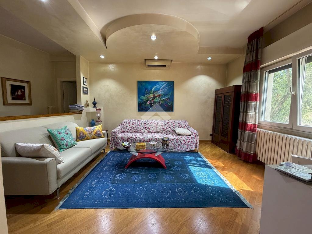 Four-room apartment Viale Storchi, Modena (neighborhood Circoscrizione 1) - photo 1