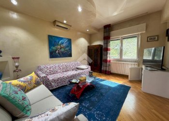 Four-room apartment Viale Storchi, Modena (neighborhood Circoscrizione 1) - photo 2