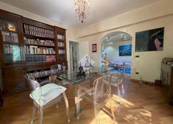 Four-room apartment Viale Storchi, Modena (neighborhood Circoscrizione 1) - photo 3