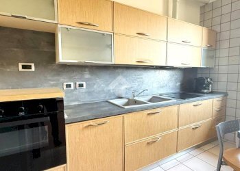 Four-room apartment Via Alessandro Volta, Legnano - photo 4