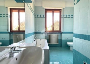 Four-room apartment Via Alessandro Volta, Legnano - photo 11