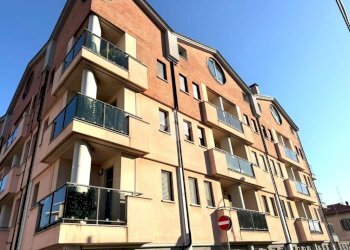 Two-room apartment Via Marsala, Legnano - photo 1