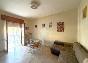 Three-room apartment Via Antonio Gramsci, Magenta - photo 2