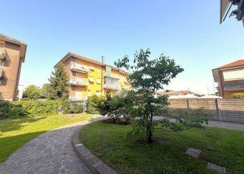 Three-room apartment Via Antonio Gramsci, Magenta - photo 28