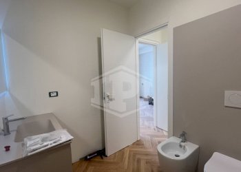 One-room apartment Via San Pier Grisologo, Imola - photo 5