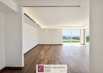 Three-room apartment Via della Pineta, Varazze - photo 11