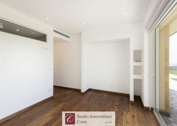 Three-room apartment Via della Pineta, Varazze - photo 27