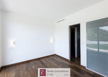 Three-room apartment Via della Pineta, Varazze - photo 32